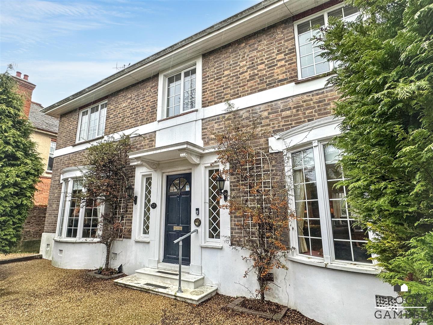 4 Bedroom House - Detached. Le Brun Road in Eastbourne, 41